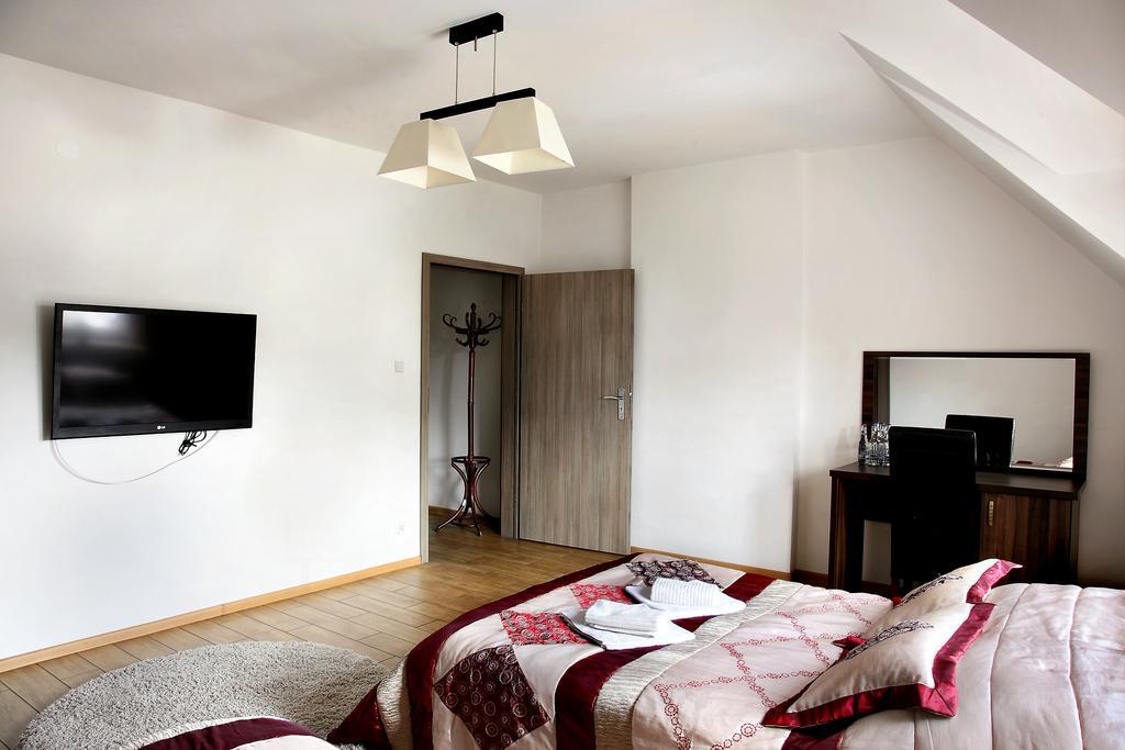 Wodnik Bed and Breakfast Κρόσνο Δωμάτιο φωτογραφία